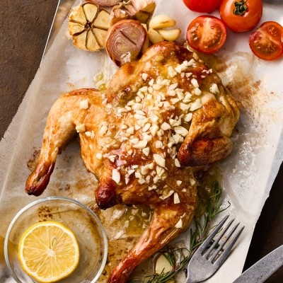 ★타임특가★알~싸한 마늘 폭탄 통닭 1팩 (소스포함 800g 내외)