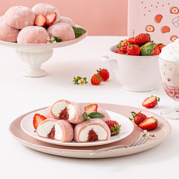 CJ프레시마켓,[쿠캣메이드] 딸기쏙우유 찹쌀떡 540g(9개입) x 2팩